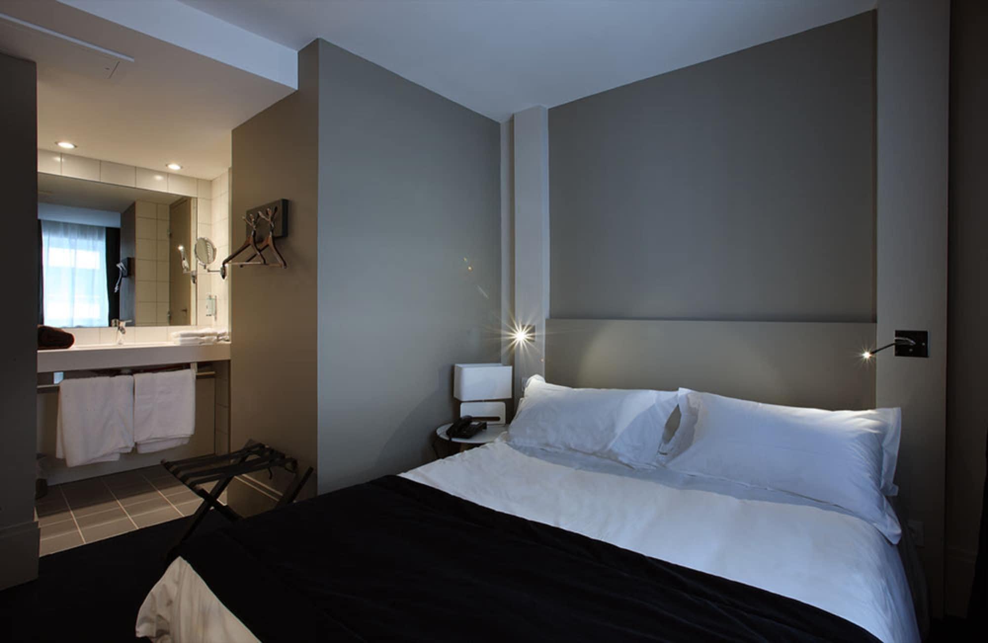 Hotel Le Cinq Hyper - Centre Chambery Ruang foto