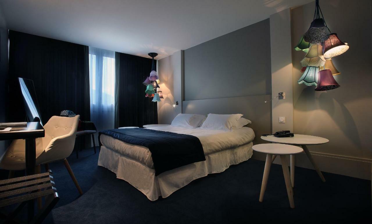 Hotel Le Cinq Hyper - Centre Chambery Ruang foto